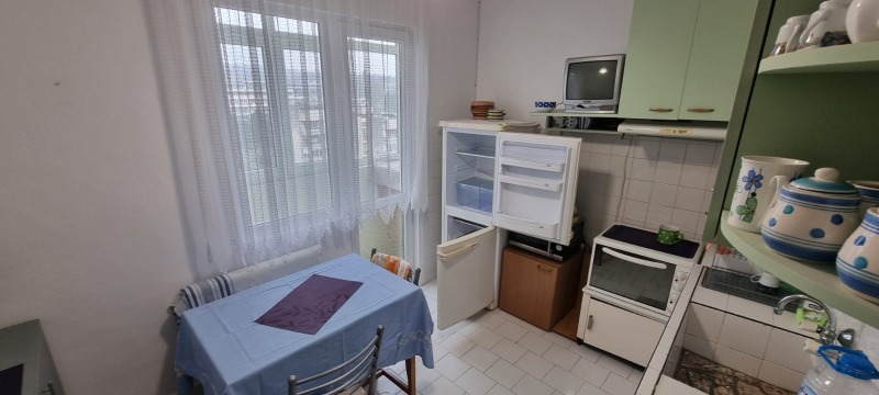 Продава 3-СТАЕН, гр. Разград, Освобождение, снимка 3 - Апартаменти - 52375211