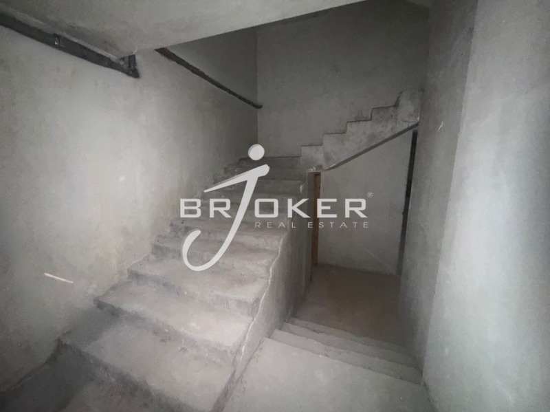 Продава ПРОМ. ПОМЕЩЕНИЕ, гр. Кърджали, Център, снимка 2 - Производствени сгради - 53256323