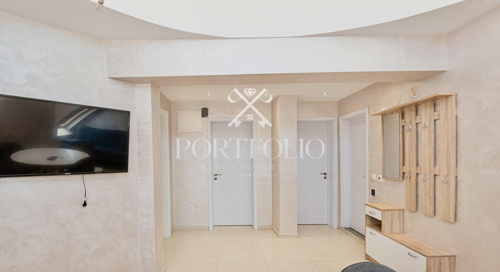 Продава 3-СТАЕН, гр. Бургас, Център, снимка 2 - Апартаменти - 54229818