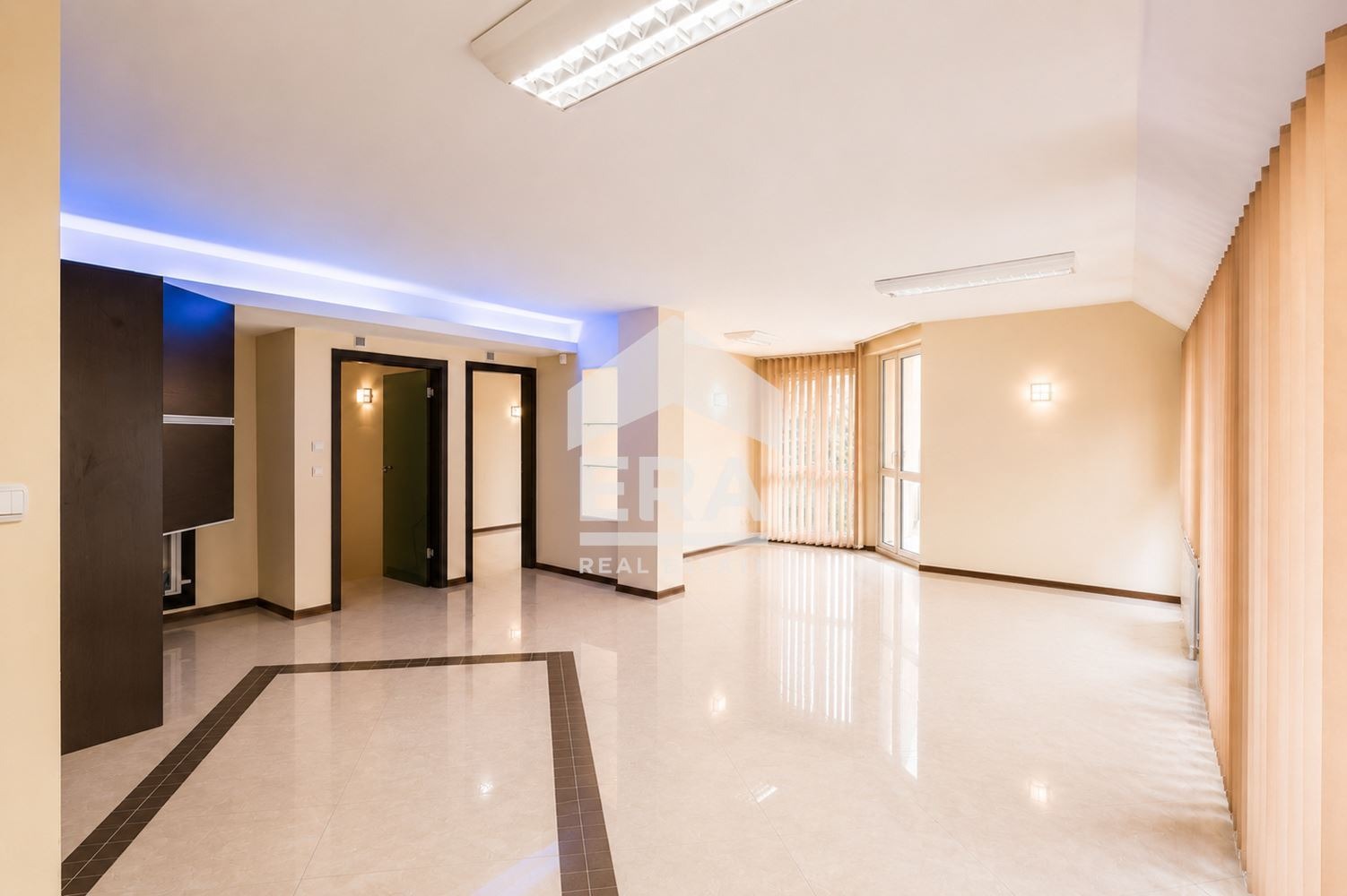 Продава 3-СТАЕН, гр. София, Лозенец, снимка 2 - Апартаменти - 55799840