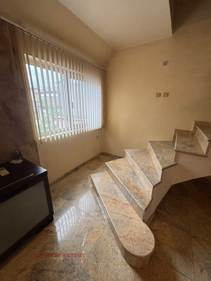 Myytävänä  Pienhuoneisto Plovdiv , Tsentar , 170 neliömetriä | 84090681 - kuva [5]