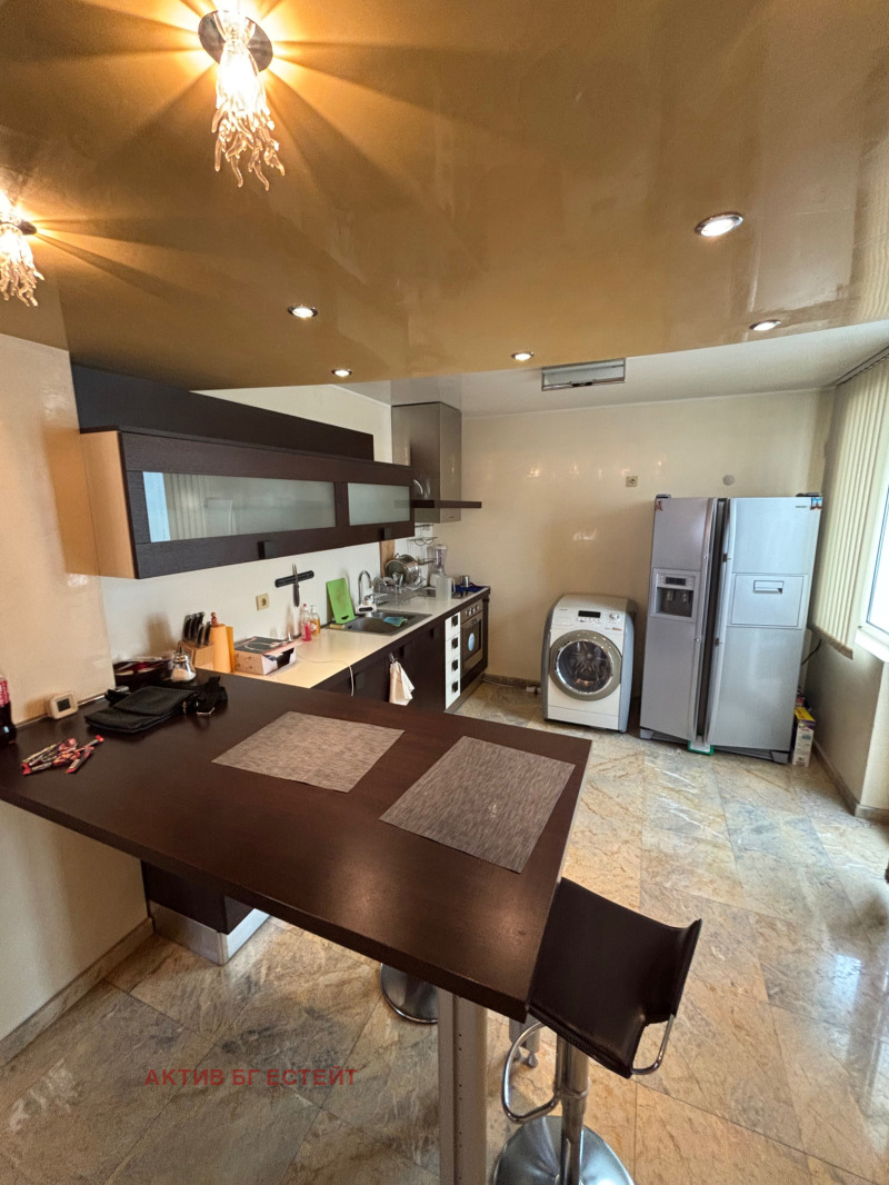 Myytävänä  Pienhuoneisto Plovdiv , Tsentar , 170 neliömetriä | 84090681 - kuva [3]