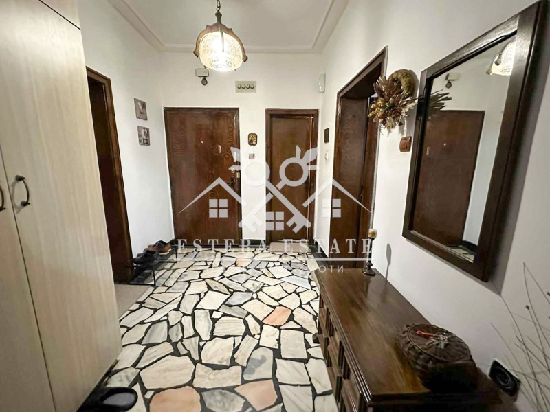 Продава  Етаж от къща град Шумен , Математическа гимназия , 123 кв.м | 56754162 - изображение [11]