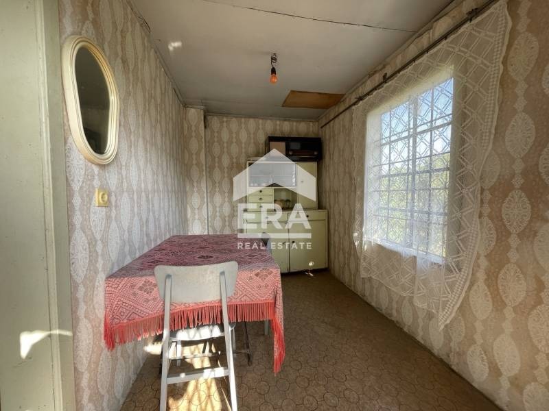 Продава КЪЩА, гр. Силистра, Изток, снимка 2 - Къщи - 52287281