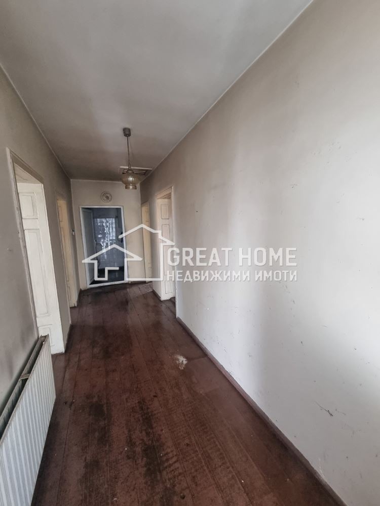 Продава КЪЩА, гр. Търговище, Вароша, снимка 3 - Къщи - 54189236