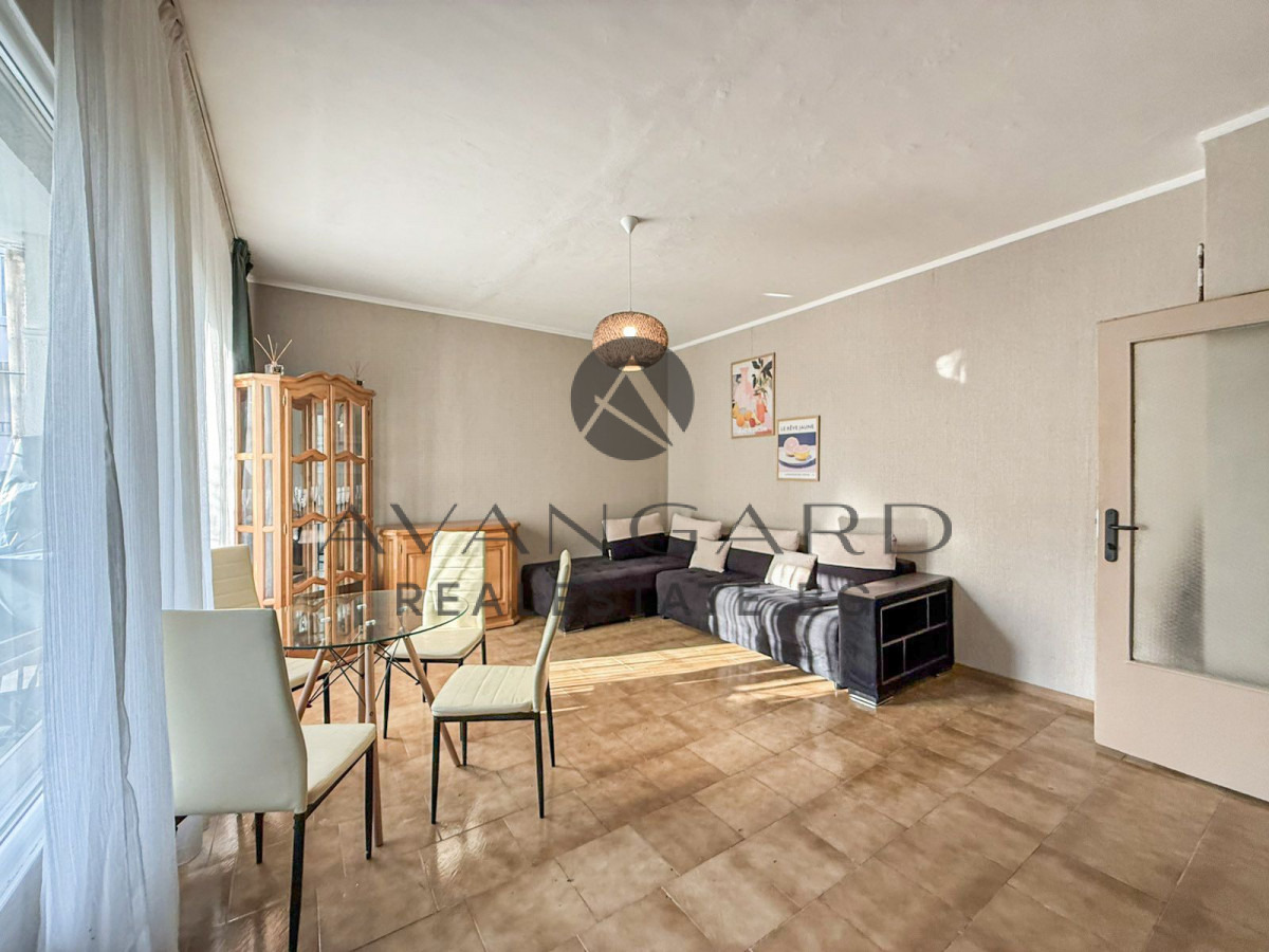 Продава 2-СТАЕН, гр. Пловдив, Кючук Париж, снимка 2 - Апартаменти - 56610244