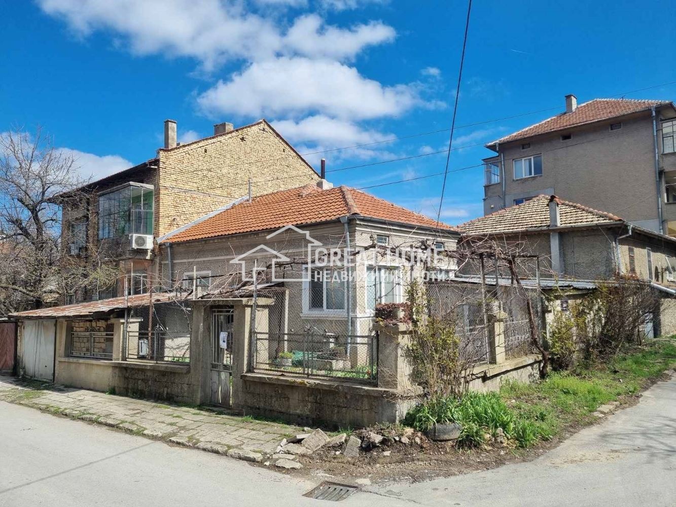 Продава КЪЩА, гр. Търговище, Вароша