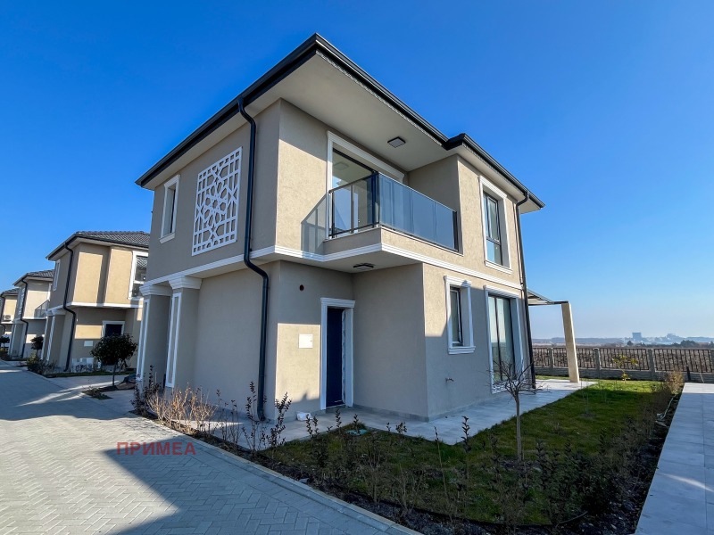 Продава КЪЩА в град Бургас, Сарафово - 182 кв.м / 289 000 € » 565 234.87 лв., ПРИМЕА