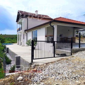 σπίτι Λοζενητσα, περιοχή Μπλαγκόεβγκραντ 2