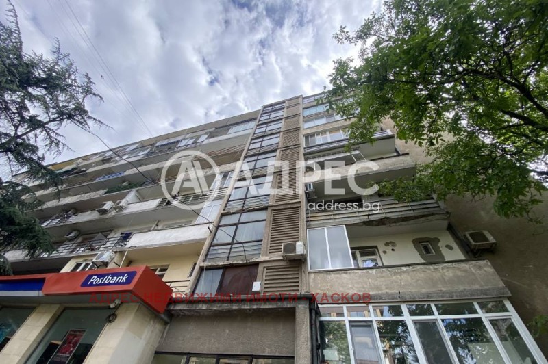 Продава  3-стаен град Хасково , Дружба 1 , 90 кв.м | 30273629 - изображение [8]