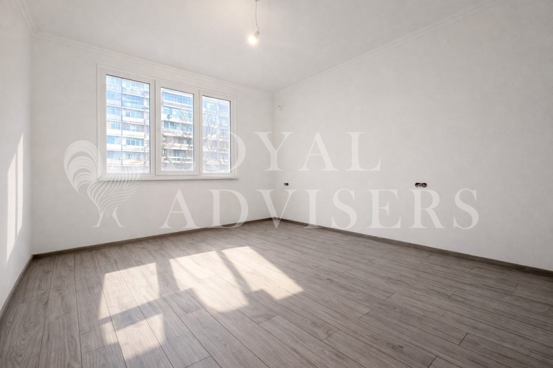 Продава 3-СТАЕН, гр. Варна, Възраждане 3, снимка 3 - Апартаменти - 53494978