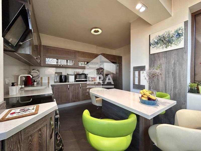 Na prodej  3 ložnice Sofia , Centar , 106 m2 | 19133843 - obraz [4]