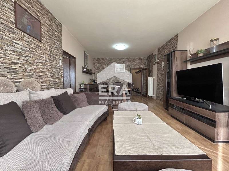 Na prodej  3 ložnice Sofia , Centar , 106 m2 | 19133843