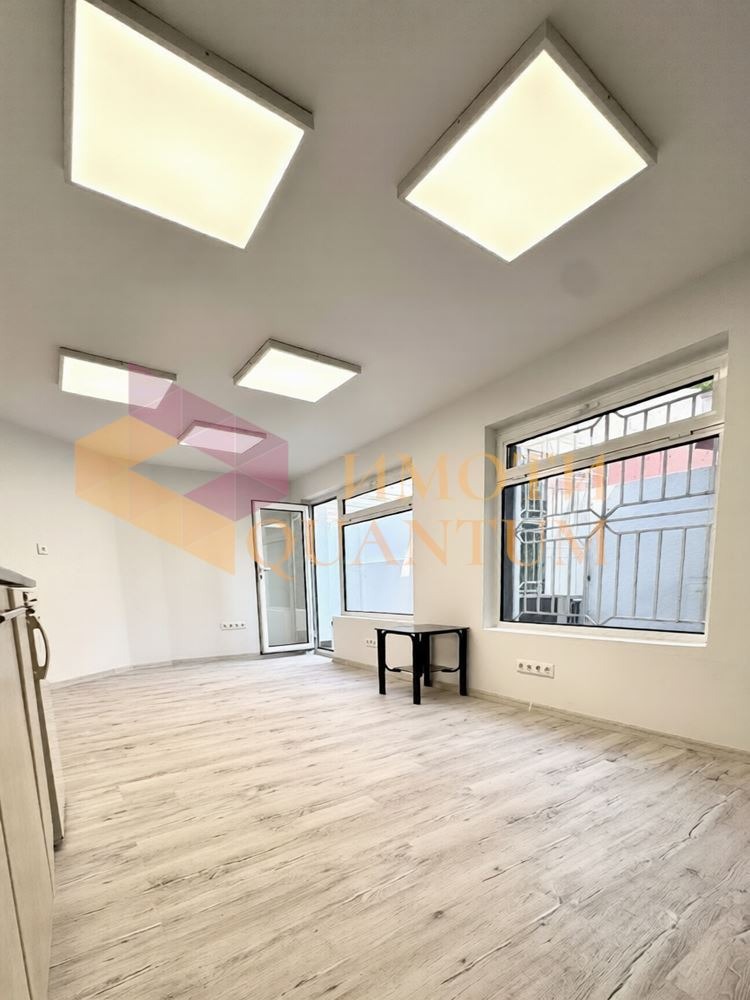 Продава ОФИС, гр. Варна, Колхозен пазар