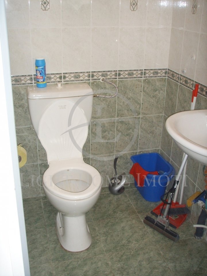 Продава  Магазин град Пловдив , Център , 25 кв.м | 90803577 - изображение [2]