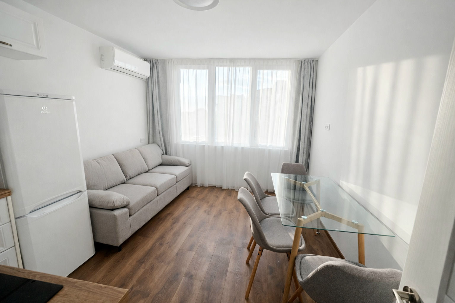 Продава 2-СТАЕН, гр. Варна, Владислав Варненчик 2