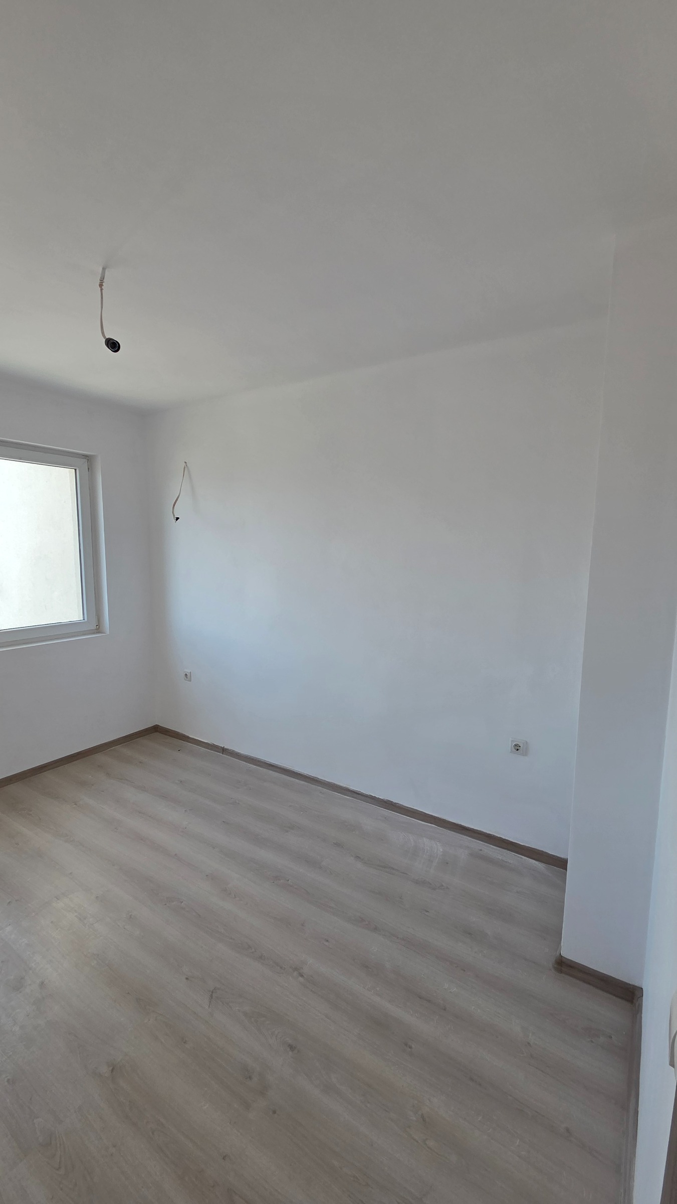Продава 4-СТАЕН, гр. Добрич, Център, снимка 13 - Апартаменти - 54578080