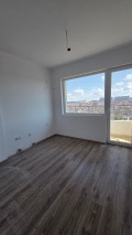 Продава 4-СТАЕН, гр. Добрич, Център, снимка 5