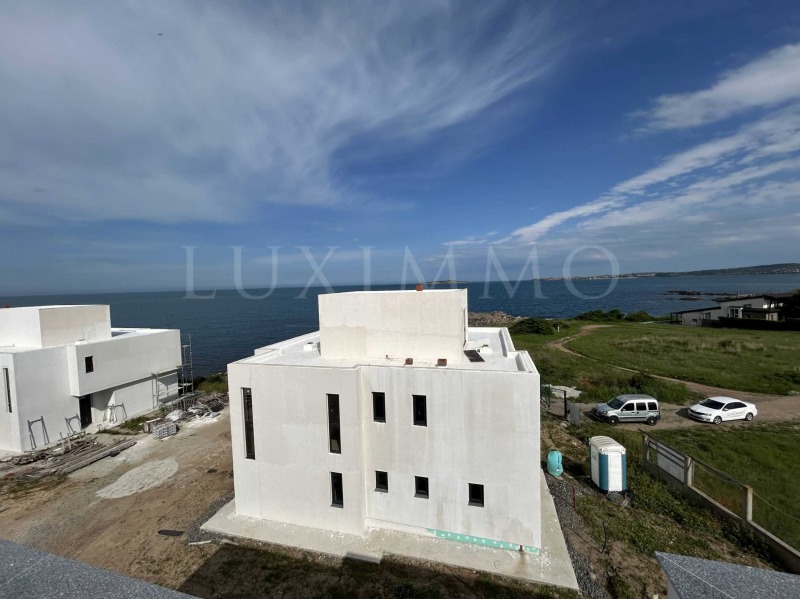 Продава КЪЩА в област Бургас, гр. Черноморец - 322 кв.м / 800 000 € » 1 564 664.00 лв., ЛУКСИММО - БУРГАС