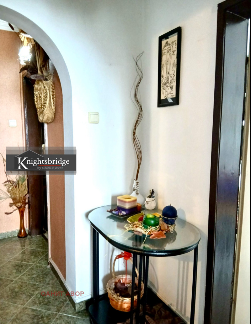 Eladó  1 hálószoba Sofia , Ljulin 3 , 85 négyzetméter | 17039096 - kép [5]