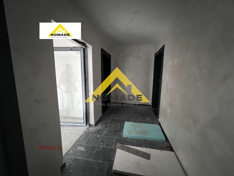 Na sprzedaż  3+ sypialni Plowdiw , Ostromila , 161 mkw | 35358403 - obraz [15]