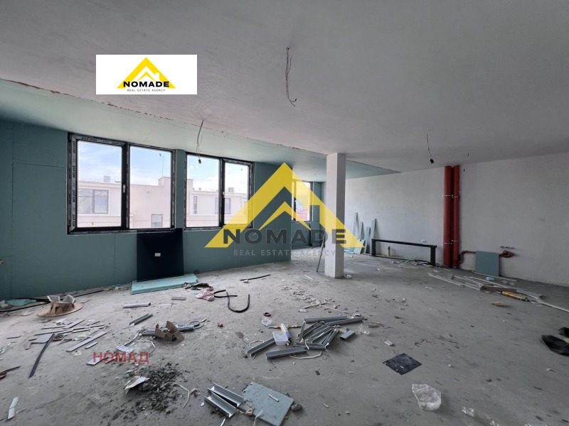 Na sprzedaż  3+ sypialni Plowdiw , Ostromila , 161 mkw | 35358403 - obraz [17]