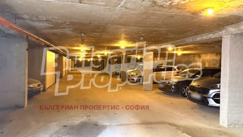 Продава ГАРАЖ, ПАРКОМЯСТО, гр. София, Полигона, снимка 2 - Гаражи и паркоместа - 53524513