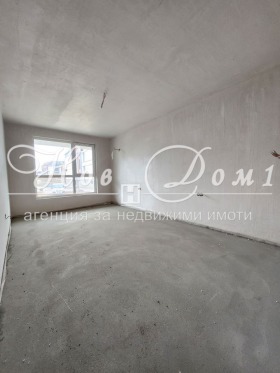 2 slaapkamers Tsentar, Varna 2