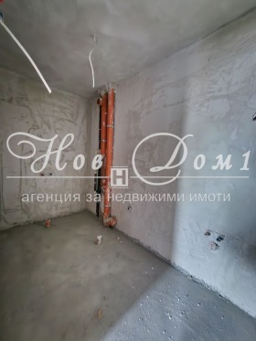 2 slaapkamers Tsentar, Varna 4