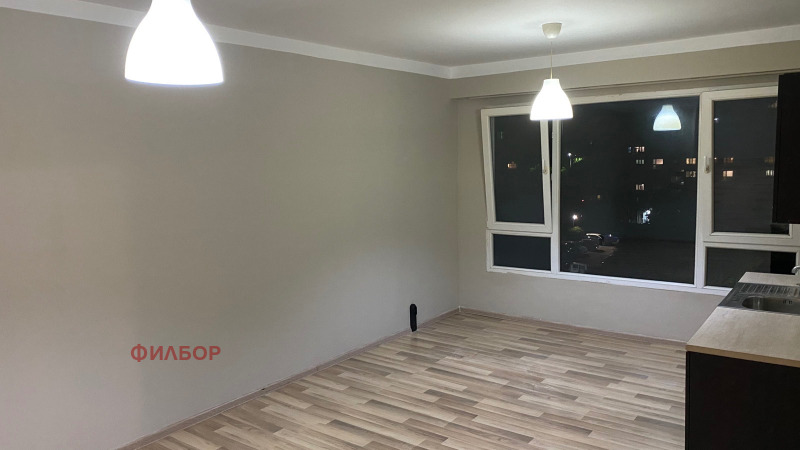 Na prodej  Studio Pernik , Iztok , 47 m2 | 82739297