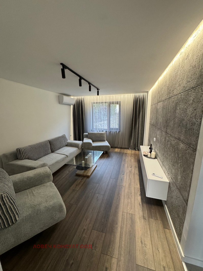 Продава КЪЩА, с. Сливек, област Ловеч, снимка 3 - Къщи - 47451218