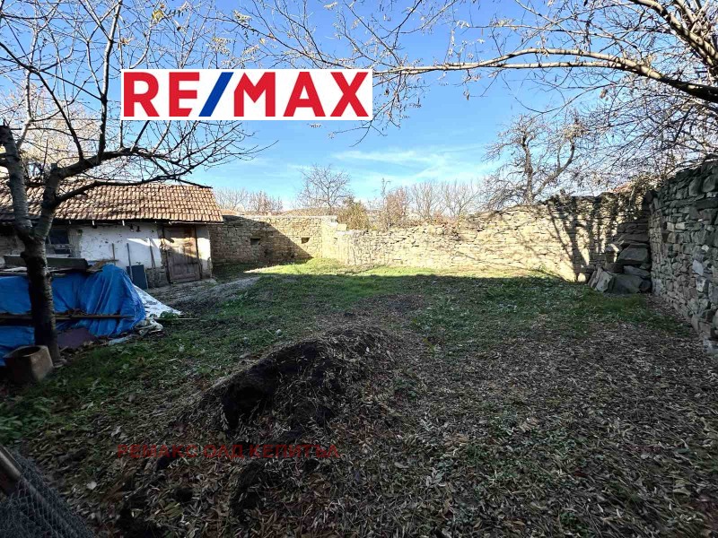 Продава КЪЩА в област Велико Търново, гр. Дебелец - 82 кв.м / 31 000 € » 60 630.73 лв., РЕМАКС ОЛД КЕПИТЪЛ