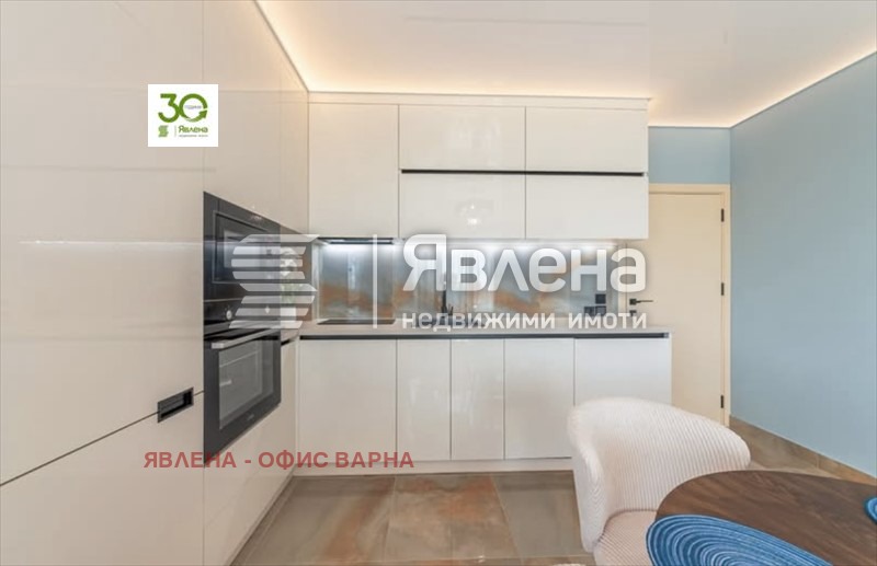 Продава 2-СТАЕН, гр. Варна, Бриз, снимка 4 - Апартаменти - 52699736