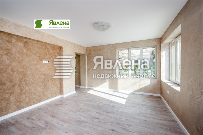 Продава 3-СТАЕН, гр. София, Борово