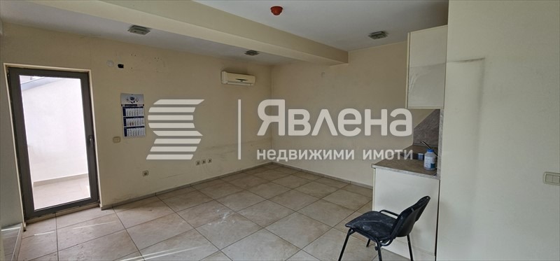 Продава ОФИС, гр. Казанлък, област Стара Загора, снимка 9 - Офиси - 55125511
