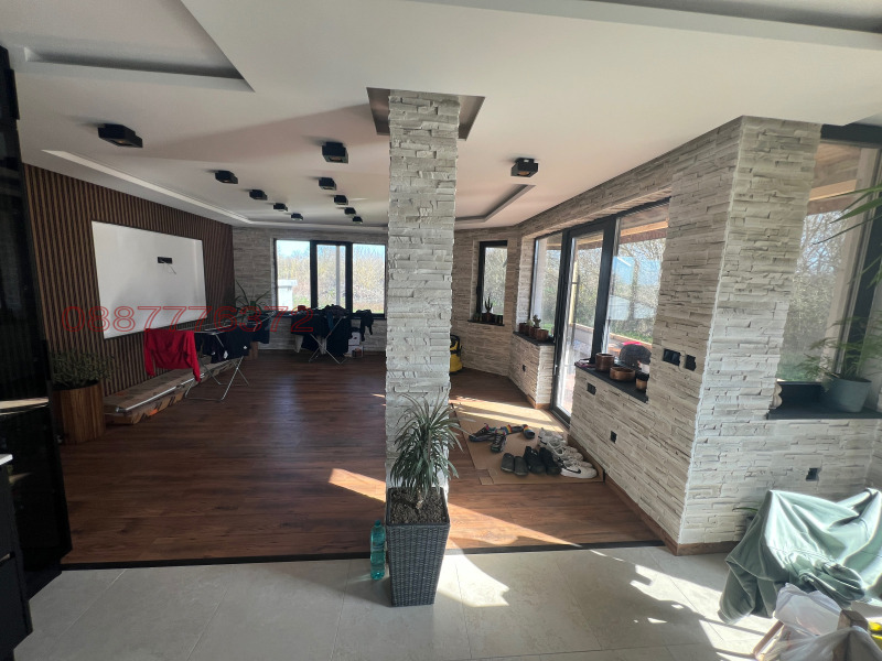 Продава КЪЩА, с. Методиево, област Добрич, снимка 5 - Къщи - 52783592