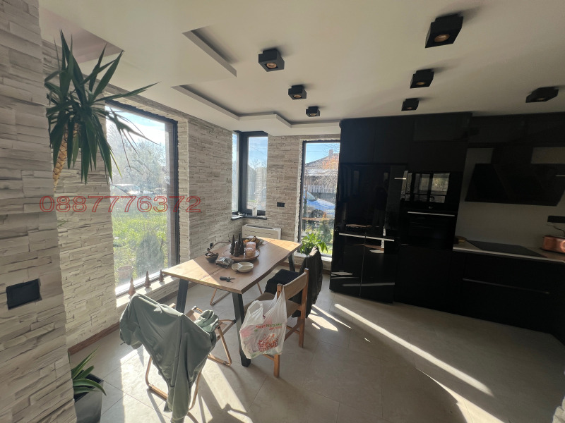 Продава КЪЩА, с. Методиево, област Добрич, снимка 4 - Къщи - 52783592