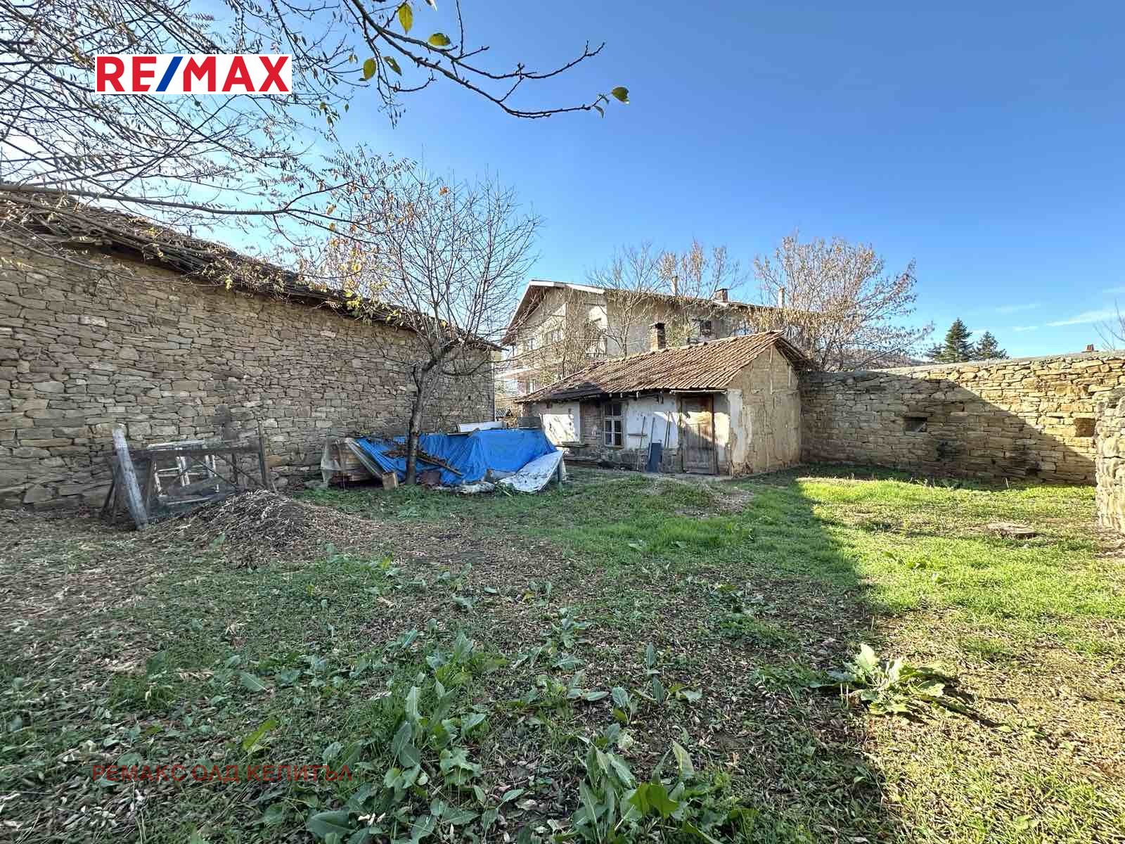 Продава КЪЩА, гр. Дебелец, област Велико Търново, снимка 2 - Къщи - 48054686