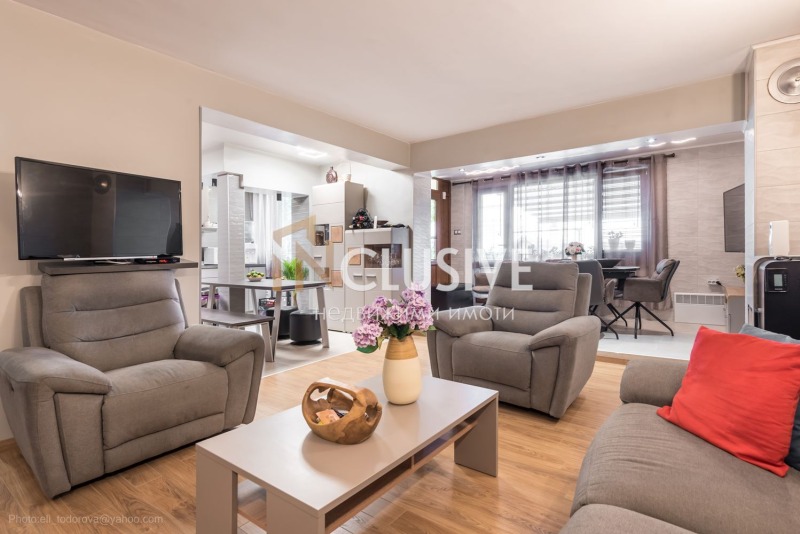 Продава КЪЩА в област Добрич, гр. Балчик - 200 кв.м / 279 900 € » 547 436.82 лв., ИНКЛУЗИВ ВАРНА