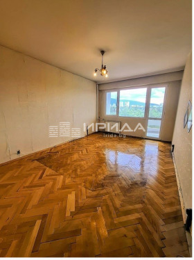 Продава  3-стаен, град София