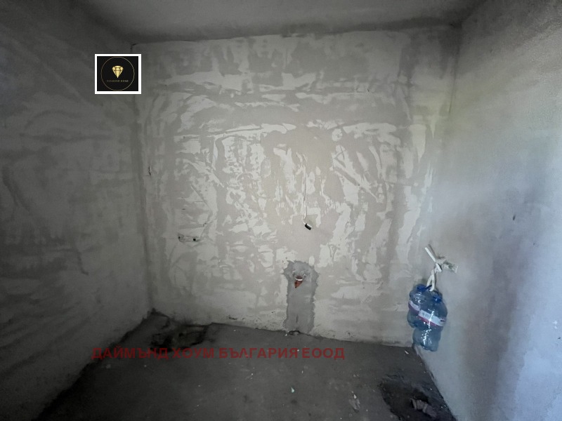 Продава  3-стаен град Пловдив , Остромила , 150 кв.м | 49539857 - изображение [7]