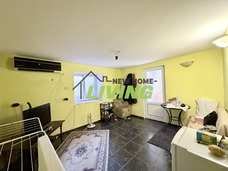 Продава ЕТАЖ ОТ КЪЩА, гр. Пловдив, Гагарин, снимка 16 - Етаж от къща - 53206902