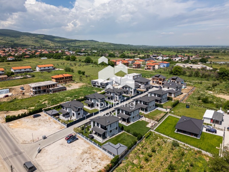 Продава КЪЩА, с. Първенец, област Пловдив, снимка 11 - Къщи - 53335915