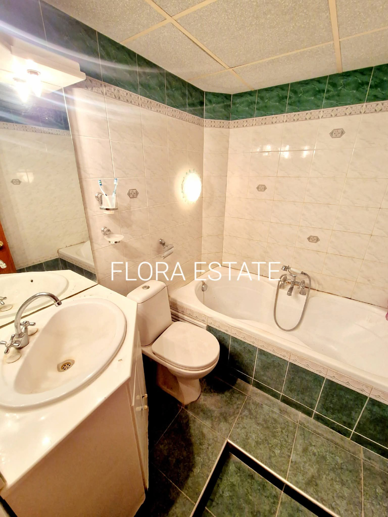 Продава 4-СТАЕН, гр. Добрич, Център, снимка 16 - Апартаменти - 54238489