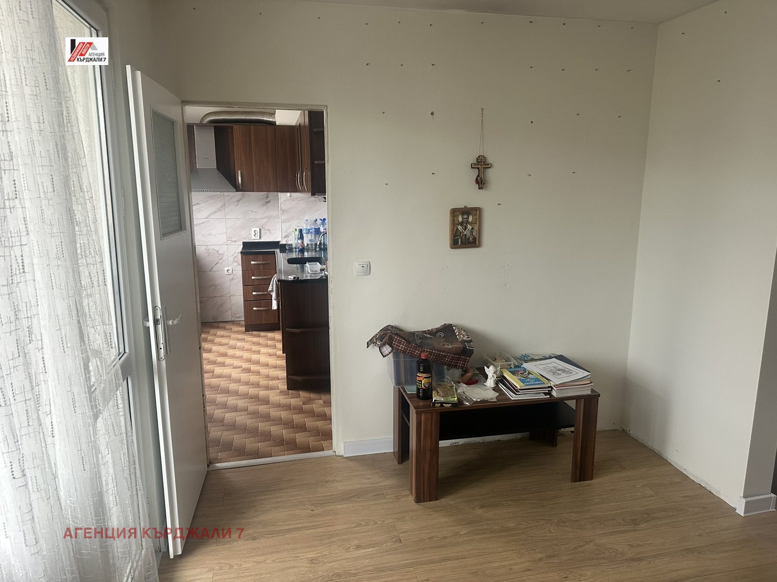 Продава МНОГОСТАЕН, гр. Кърджали, Възрожденци, снимка 2 - Апартаменти - 54075497