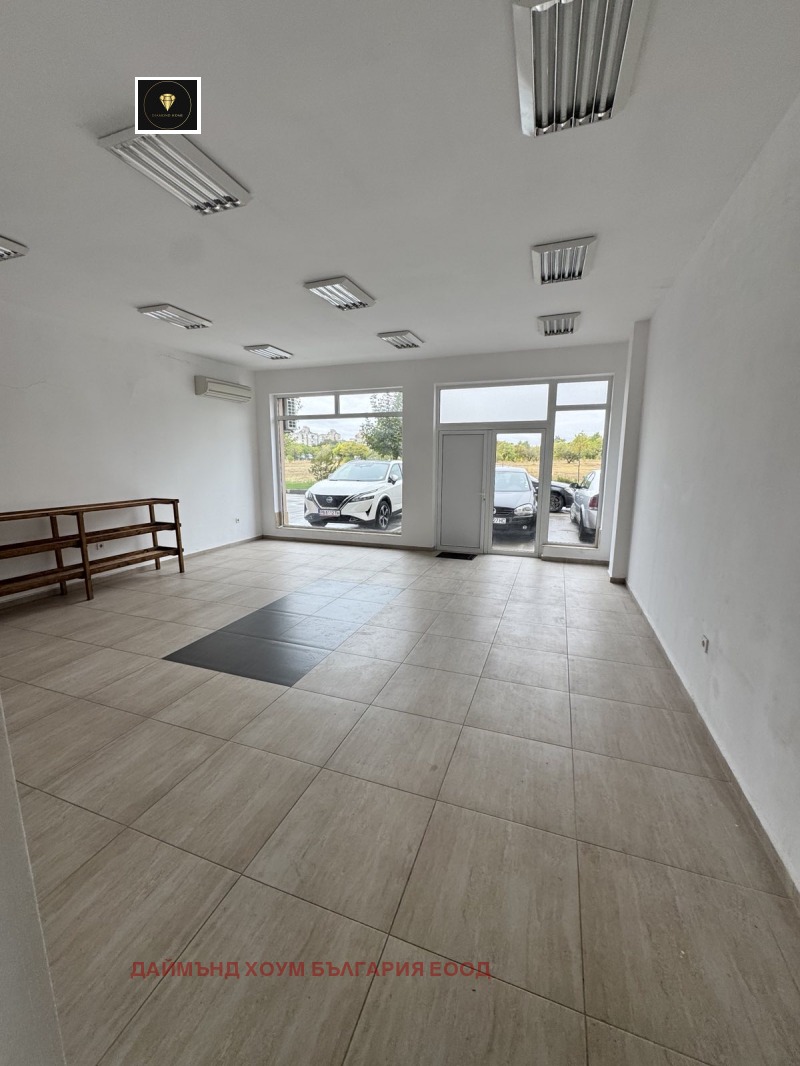 Продава МАГАЗИН в град Пловдив, Тракия - 74 кв.м / 118 400 € » 231 570.27 лв., ДАЙМЪНД ХОУМ БЪЛГАРИЯ ЕООД