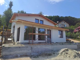 Haus Swoge, region Sofia 1