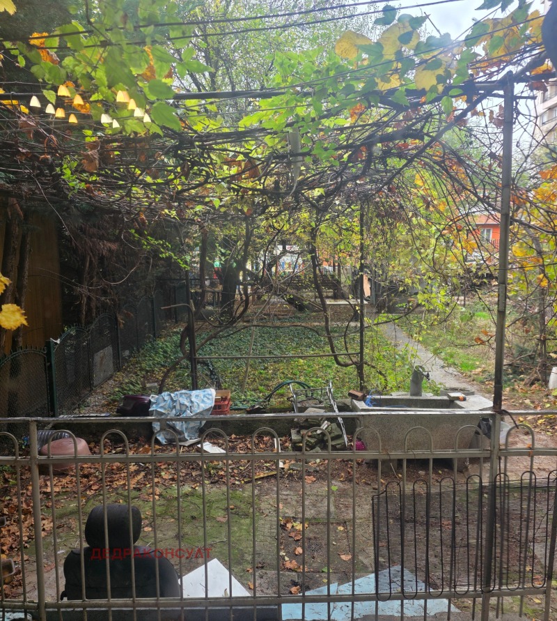 Продава 3-СТАЕН, гр. София, Изток, снимка 9 - Апартаменти - 52842015