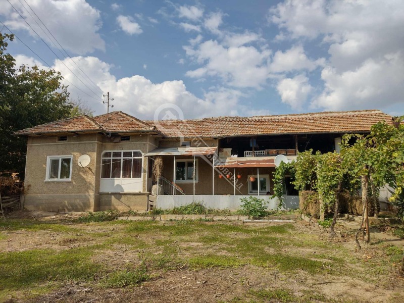 En venta  Casa región Veliko Tarnovo , Strajilovo , 100 metros cuadrados | 35296670