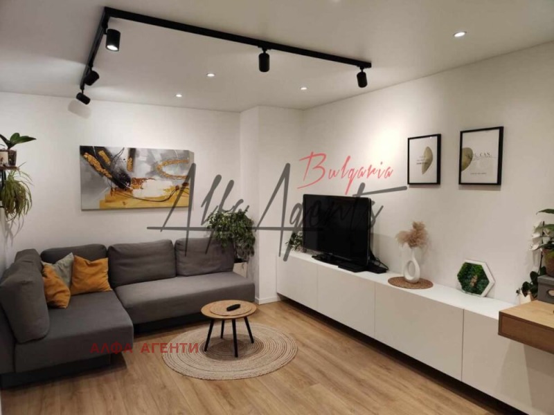 Myytävänä  2 makuuhuonetta Varna , Tsentar , 120 neliömetriä | 99216032 - kuva [3]